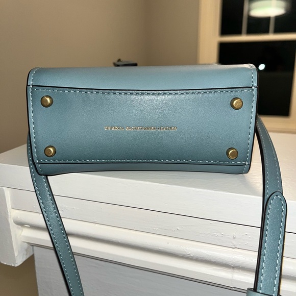 Coach Mini Cashin Tote - Picture 2 of 4